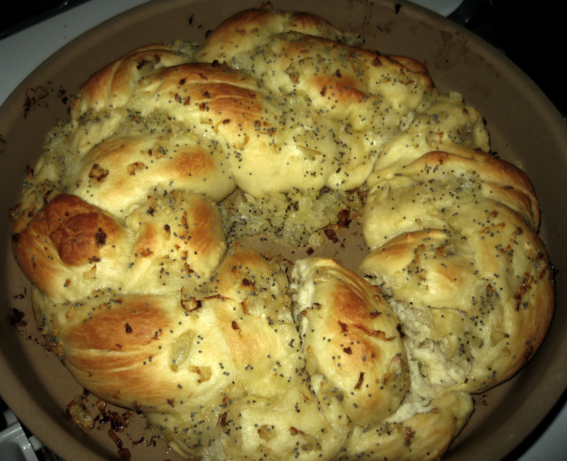Buttery Onion Braid